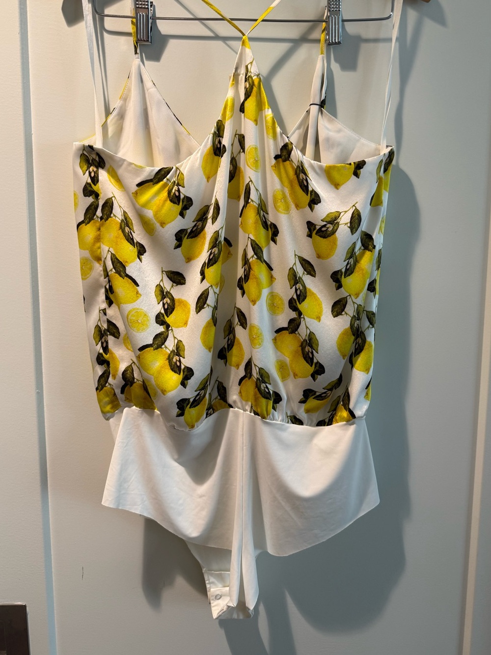 L'AGENCE White Lemon-Print Silk Bodysuit Size Large - Picture 14 of 16